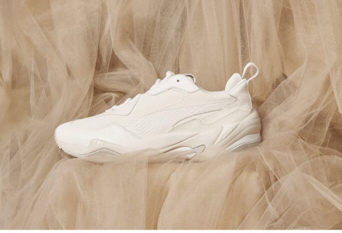 puma thunder desert white