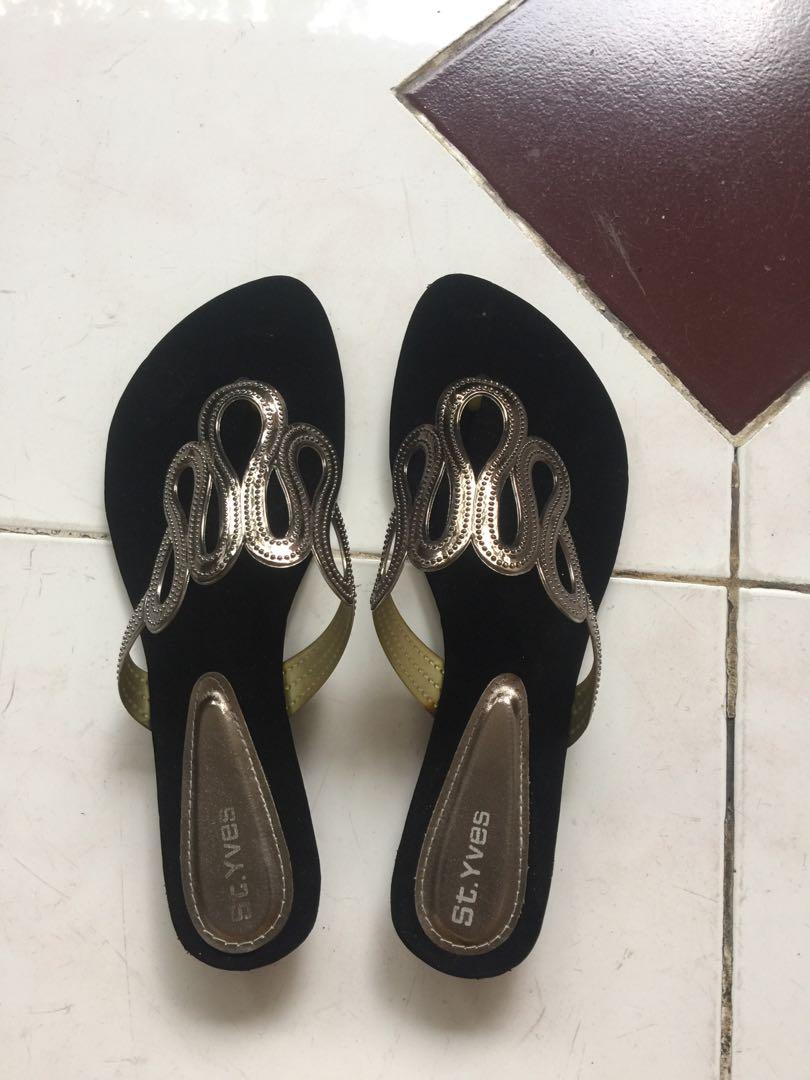 Sandal St.Yves, Fesyen Wanita, Sepatu 
