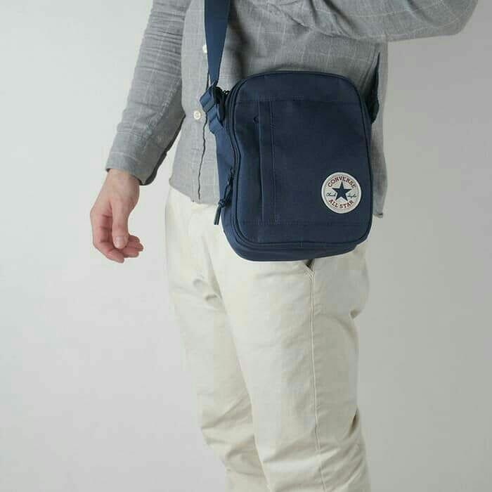 harga sling bag converse