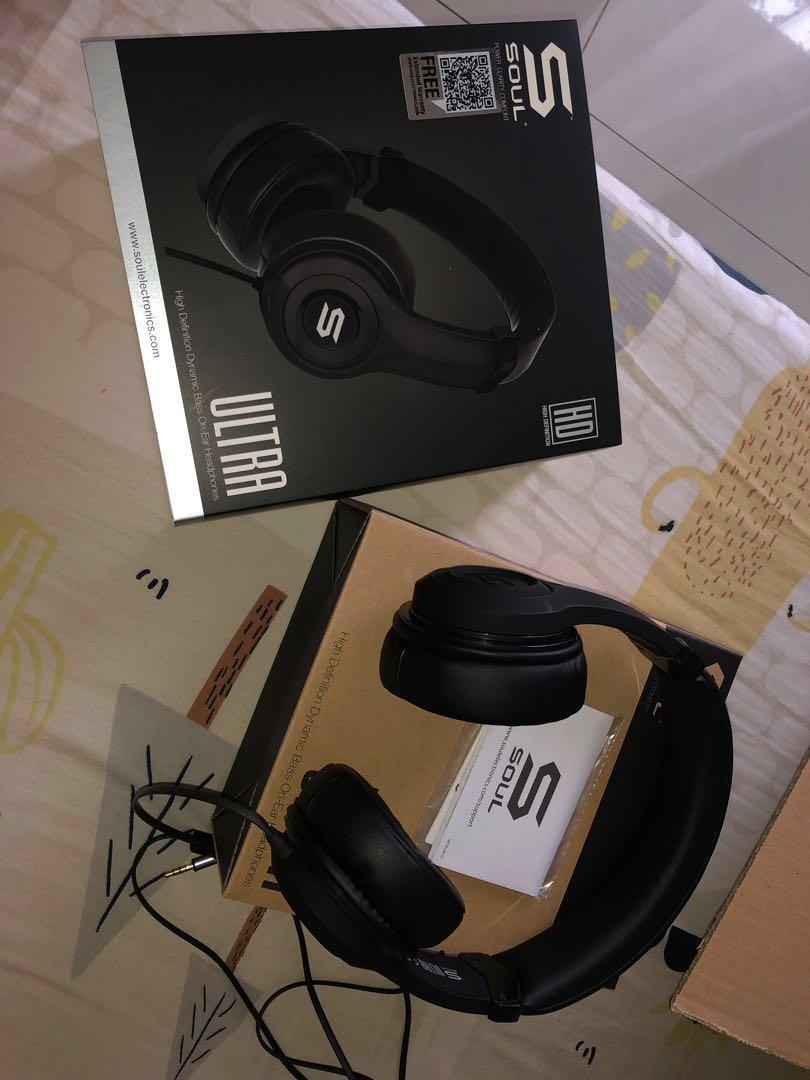 SOUL Electronics ULTRA High Definition Dynamic Bass On Ear