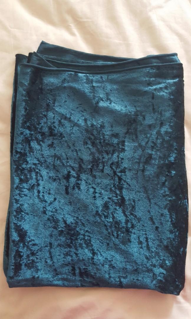 Spotlight Velvet Fabric/Landry Crushed Velvet Upholstery, Hobbies