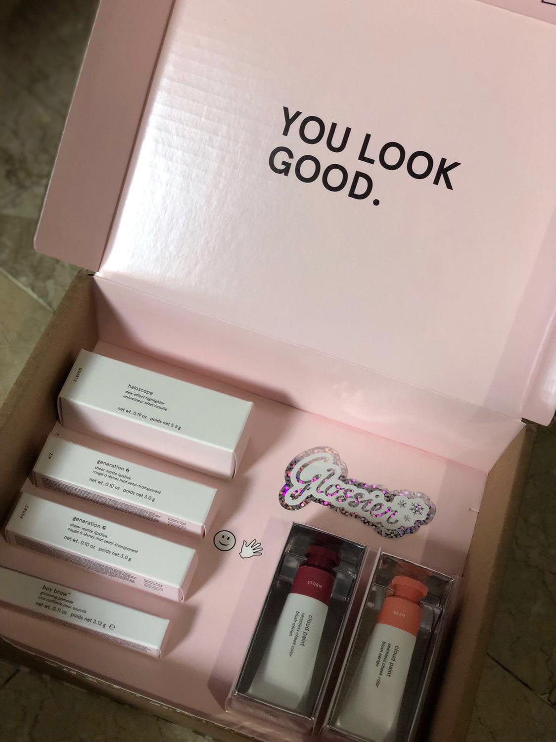 The famous Glossier Cloud Paint (Category: Makeup) located in Makati City. Submitted by abpca (Listing ID 219930946, Image 2). Description: P1600 each plus SF min P40 💯 authentic Available in Beam and Storm shade only .