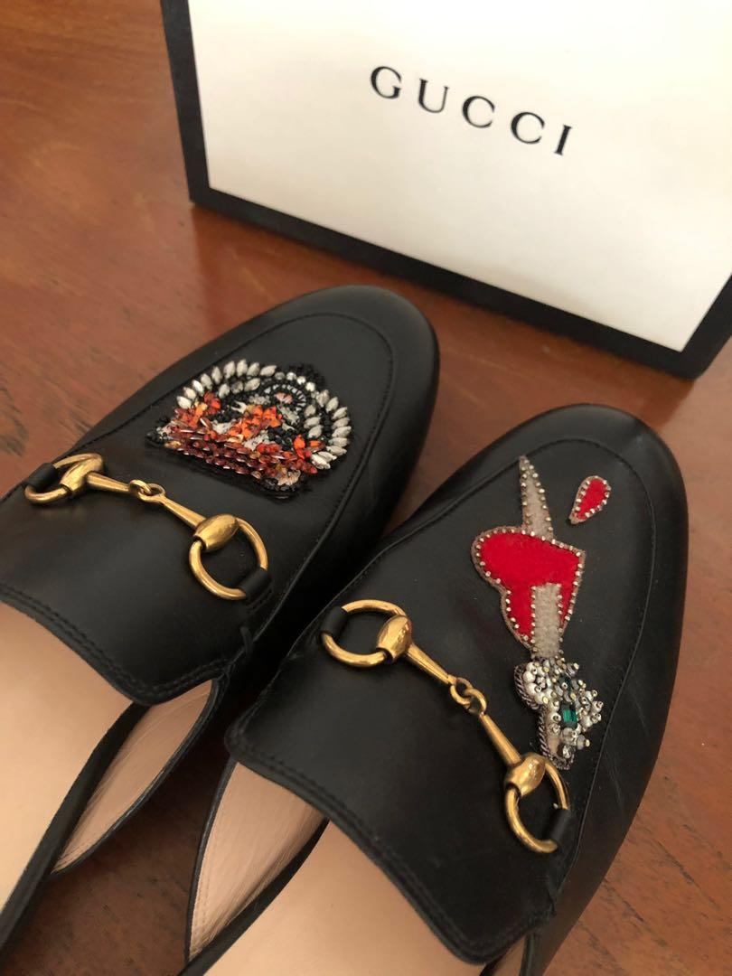 gucci lion slippers