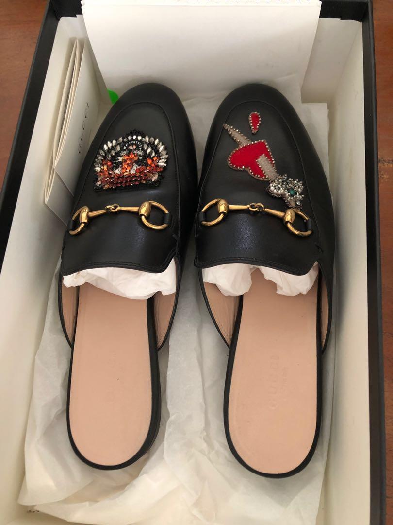 gucci lion slippers