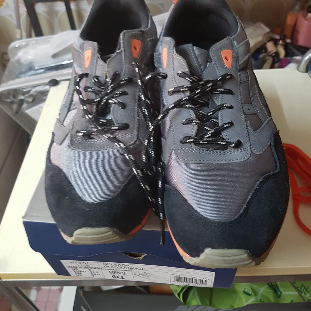 Asics gel saga