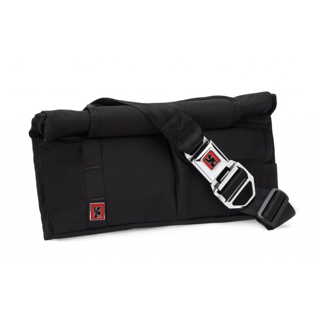 chrome chekhov sling messenger bag