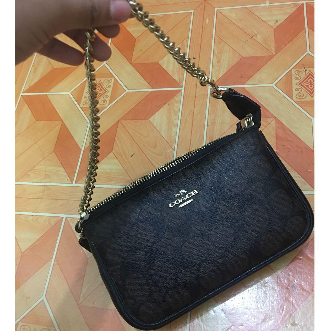 AUTHENTIC coach pochette bag, Women's Fashion, Bags & Wallets, Purses &  Pouches on Carousell