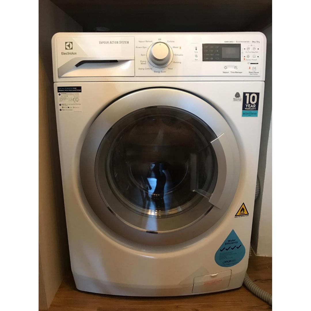 SAVE 30 Electrolux Full Auto Washing Machine / Washer with Dryer