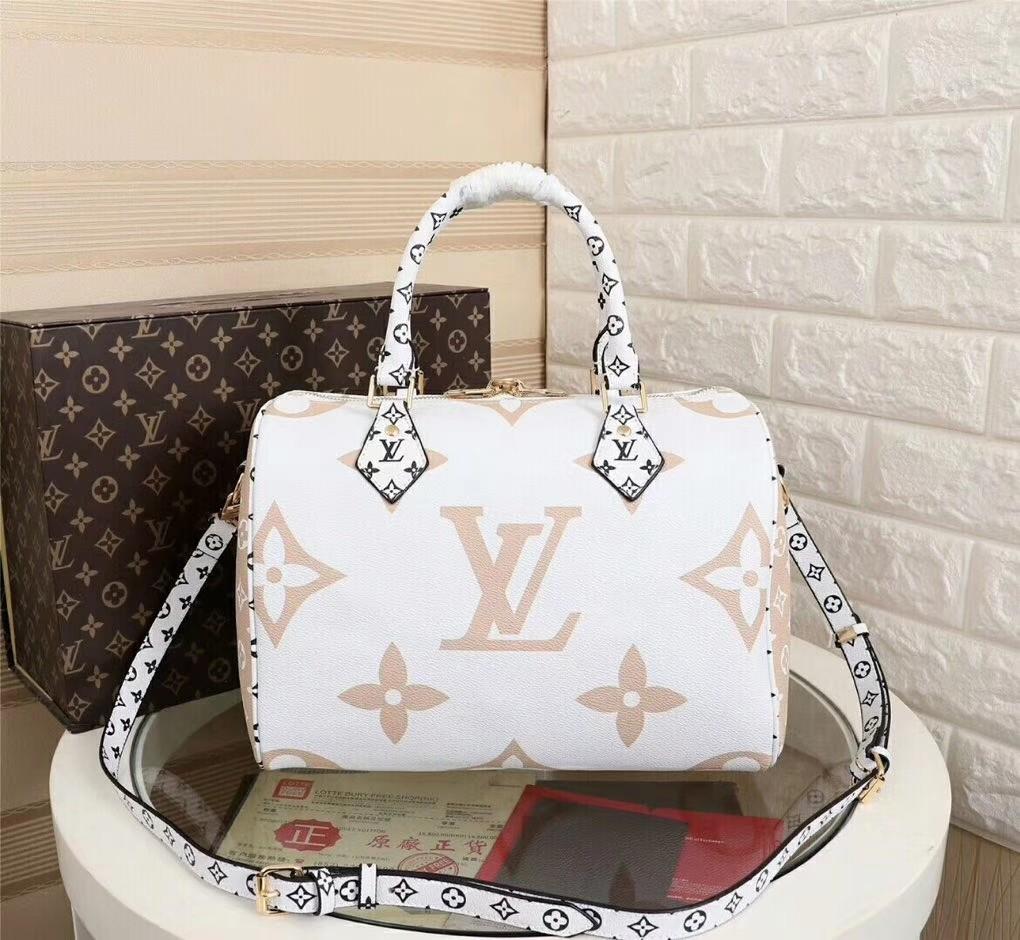 Handbag Louis Vuitton, Women's Fashion, Bags & Wallets, Purses