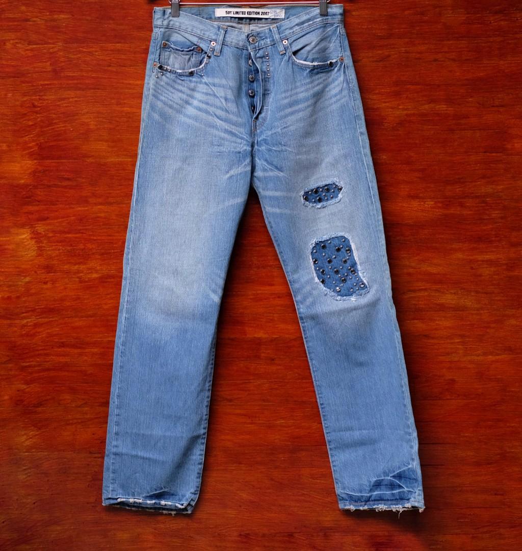 Jeans Levis 501xx Limited Edition Blue Denim Original, Fesyen Pria, Pakaian  , Bawahan di Carousell