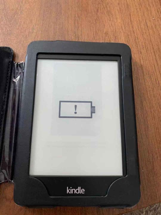 Kindle Paperwhite Model DP75SDI 5th Generation, Mobile Phones & Gadgets,  Tablets, iPad on Carousell