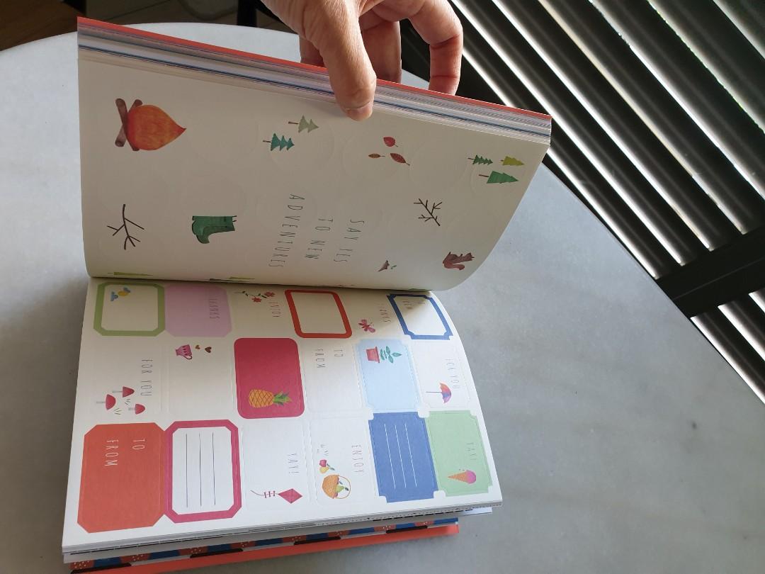 Kikki.K Paper Lovers Buch – Soft Pink, Mit Papier, Karten, Aufklebern & Inspiration Für Bastelprojekte