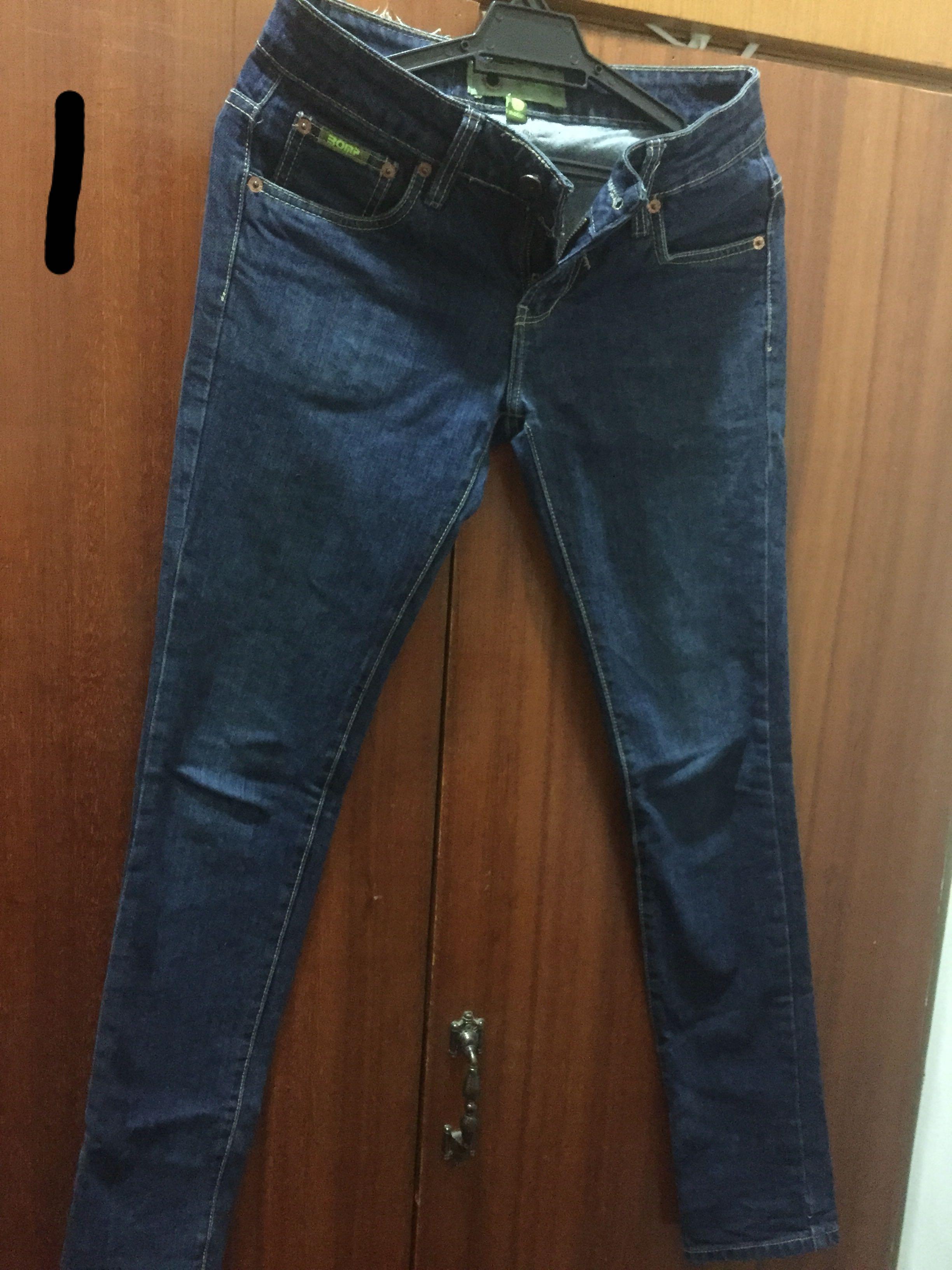 romp jeans price