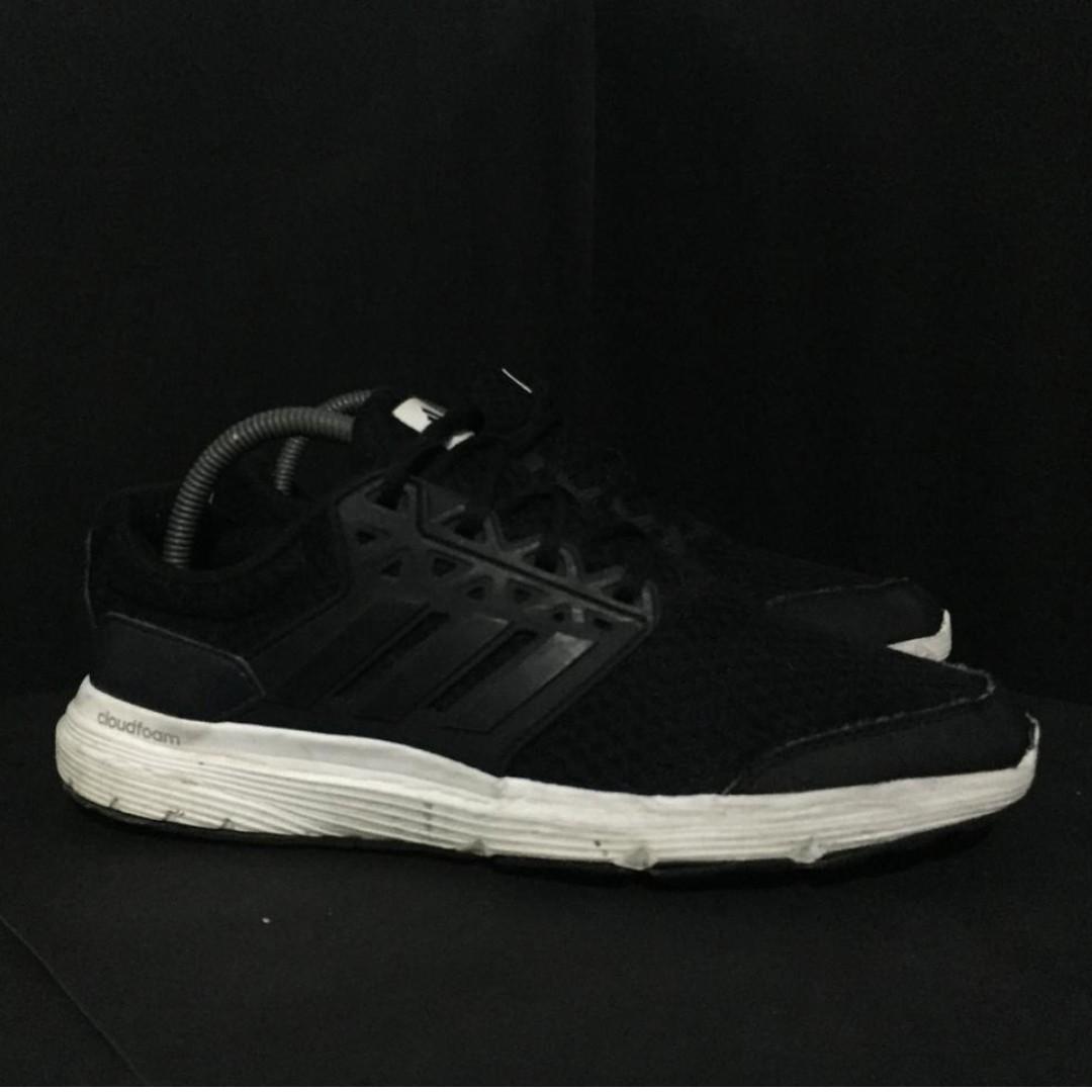 sepatu adidas cloudfoam original