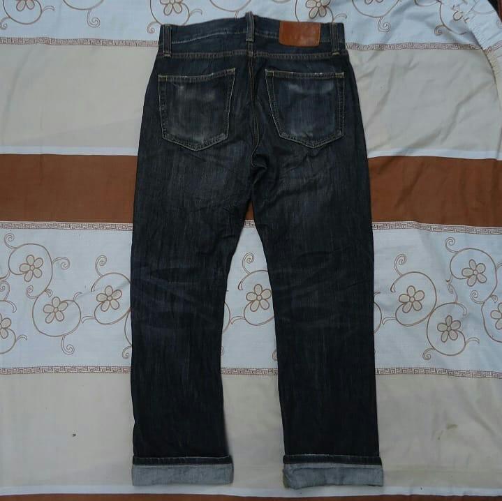 harga uniqlo jeans