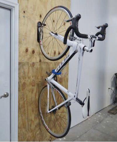 wall bike mount vertical