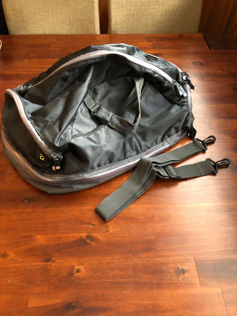 Authentic LULULEMON Convertible Backpack duffel bag Women s