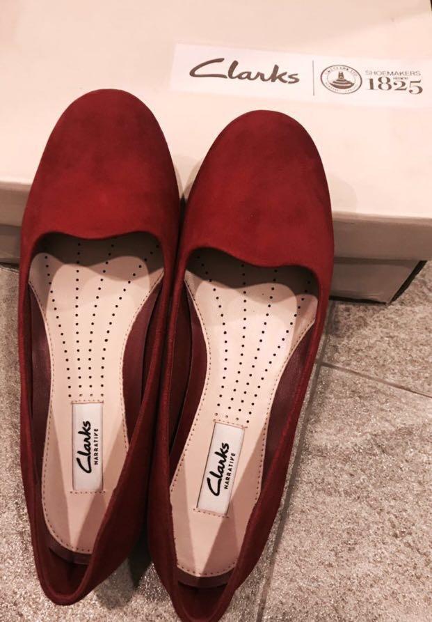 clarks red flat shoes