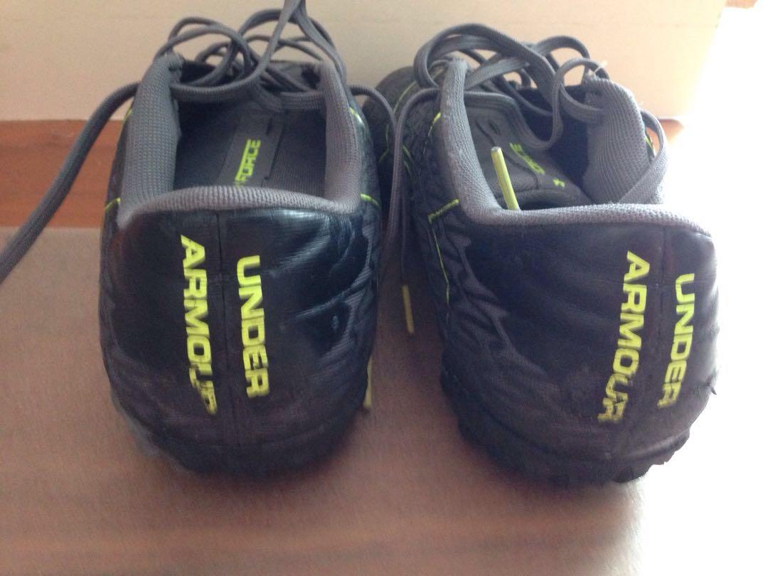 under armour hockey shoes