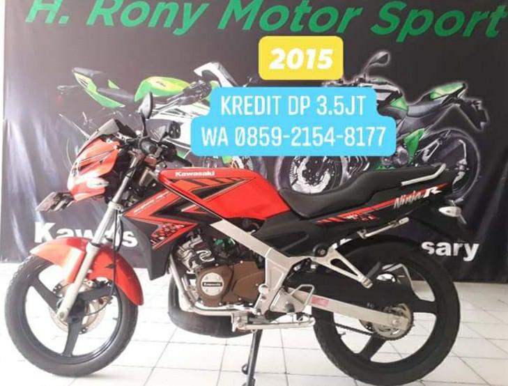 Kawasaki Ninja R Th2015 kondisi super gress!! Km masih low ...