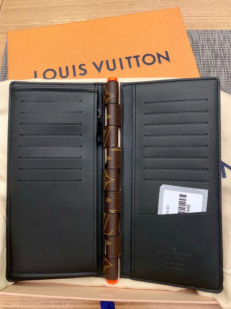Louis Vuitton Hinge Brazza Wallet
