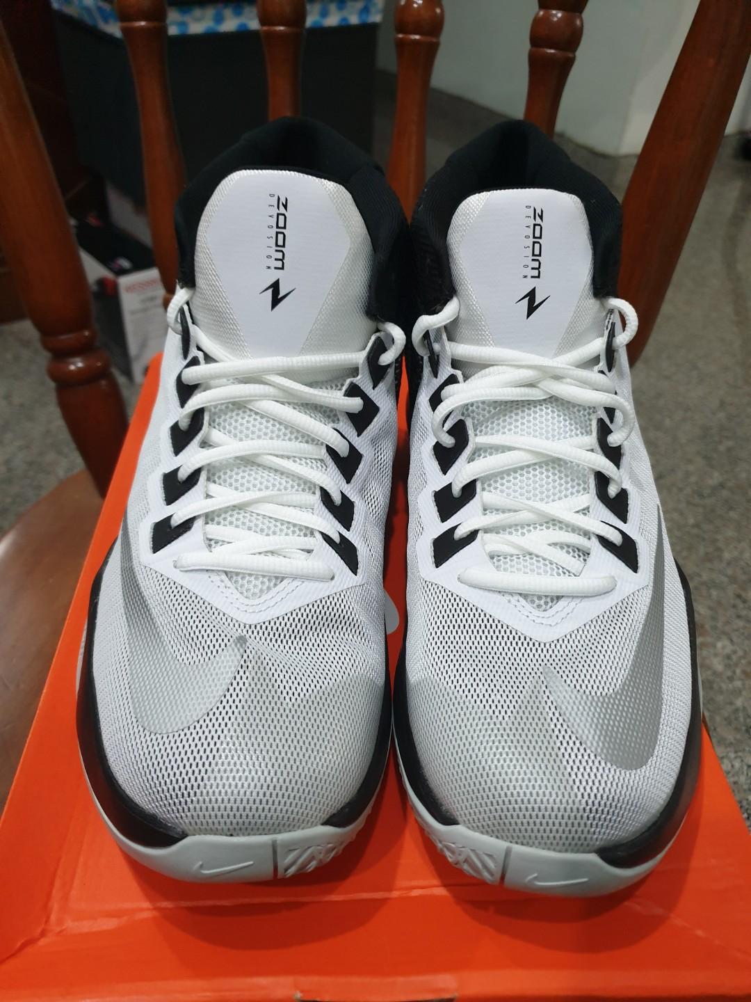 Nike Zoom Devosion Basketball Shoe