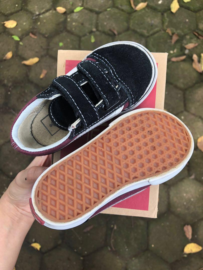 burgundy toddler vans