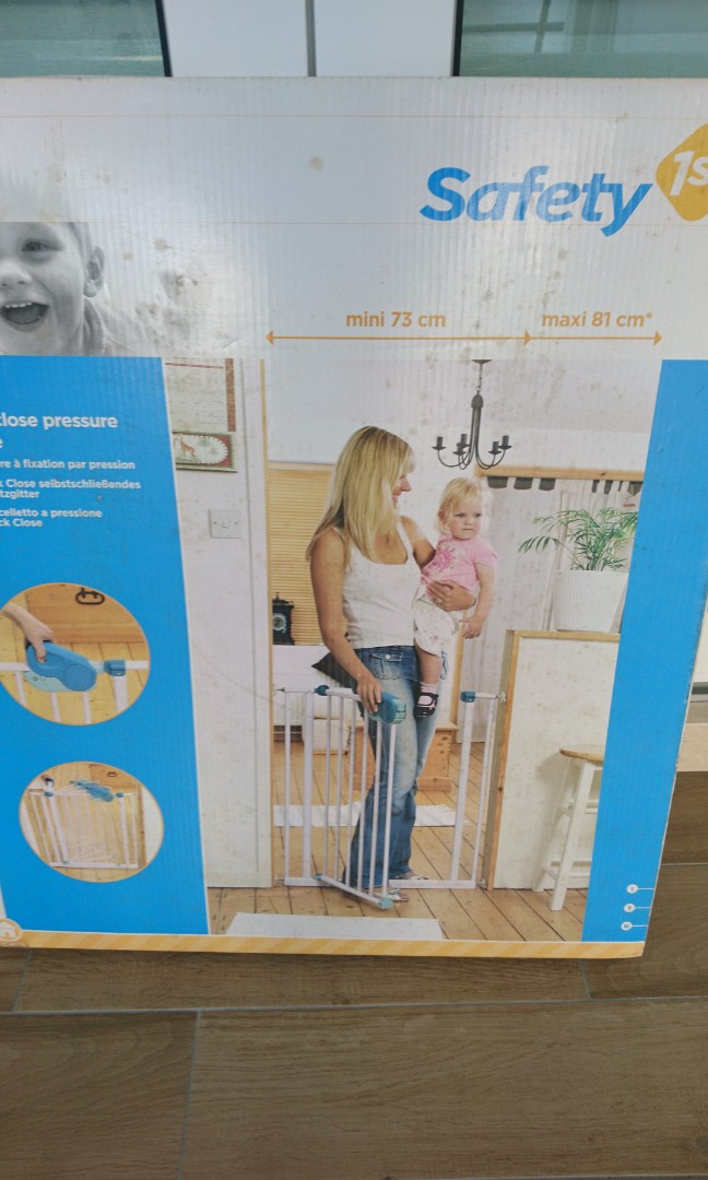 Safety First Baby Gate, Babies & Kids, Baby Nursery & Kids Furniture