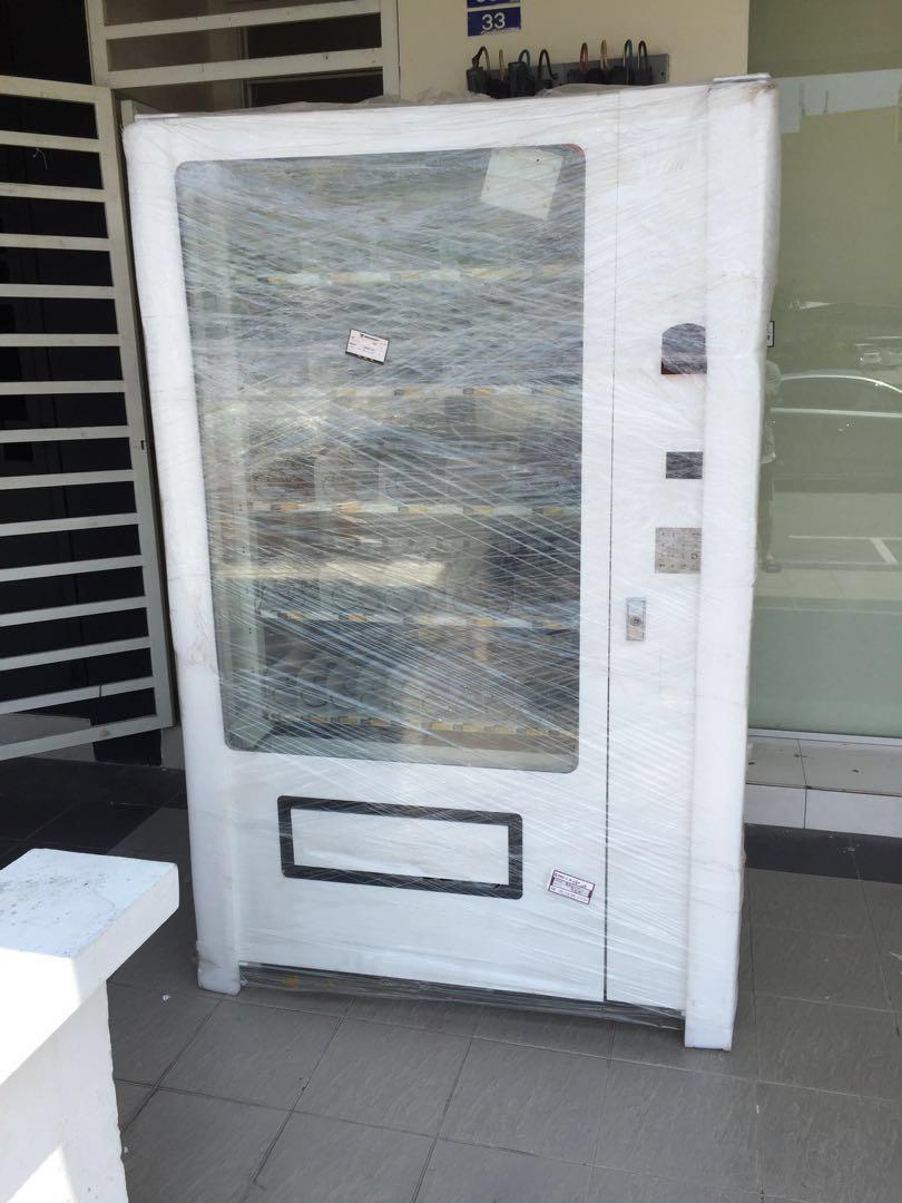 Second hand vending machine, TV & Home Appliances, Washing Machines and