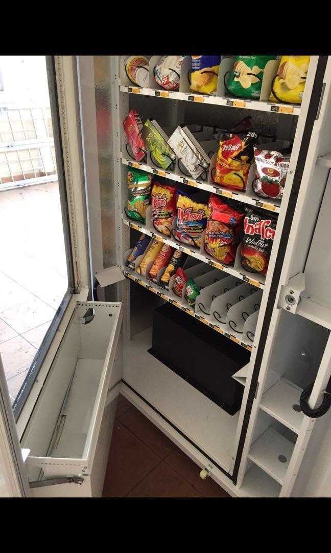 Second hand vending machine, TV & Home Appliances, Washing Machines and