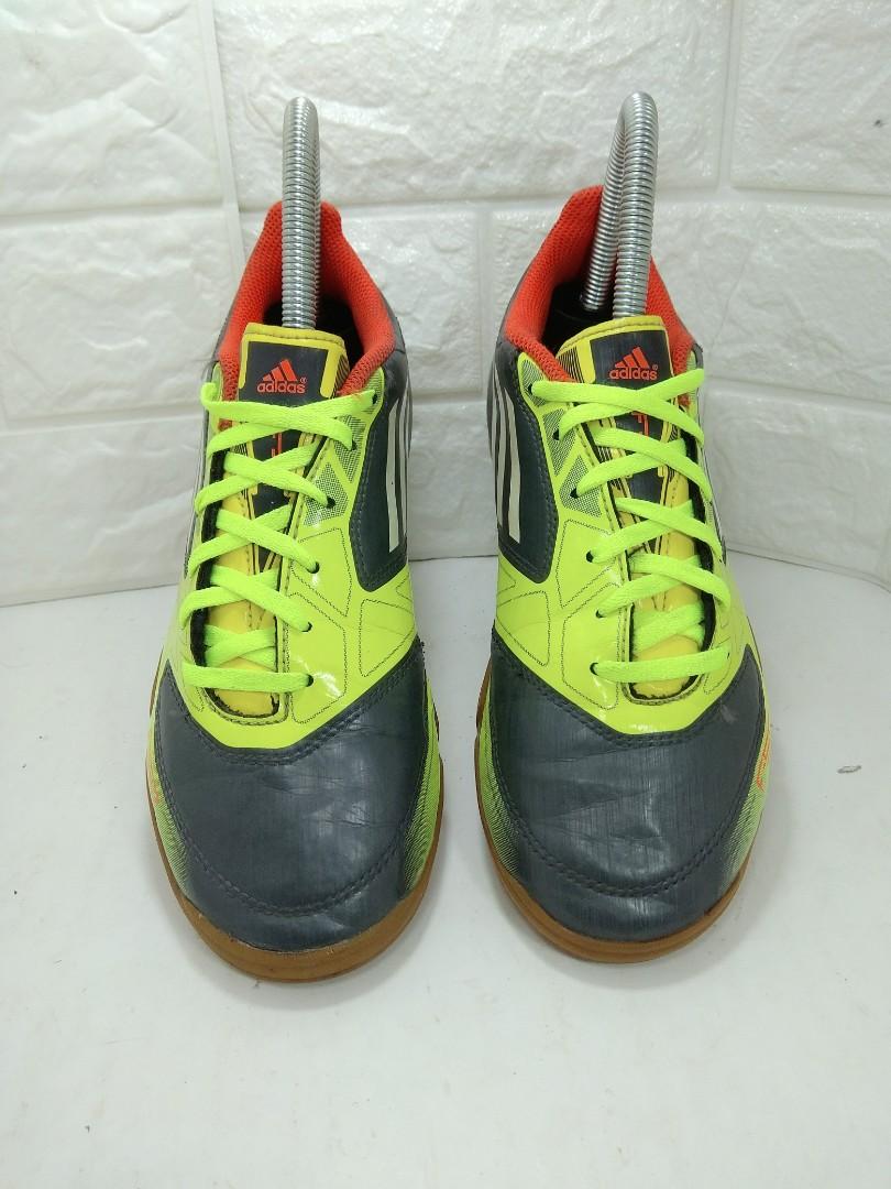 Sepatu Second Bekas Adidas F5 Micoach Futsal Anak art V20443