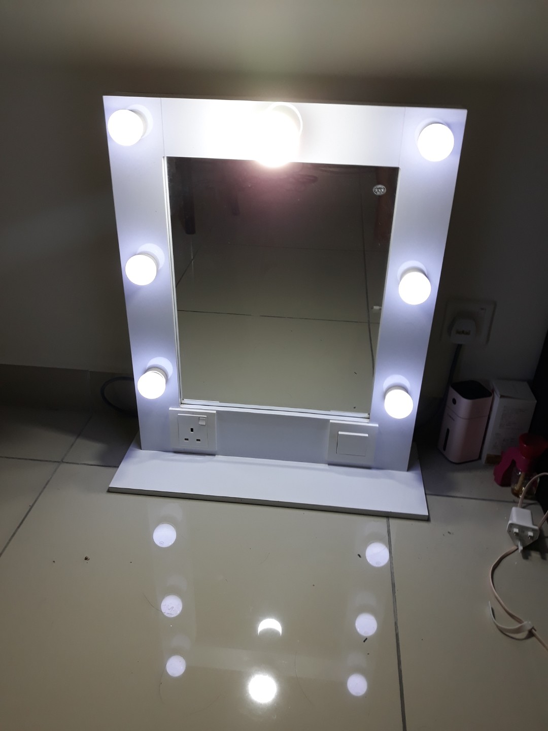 Vanity mirror, Furniture & Home Living, Furniture, Tables & Sets on