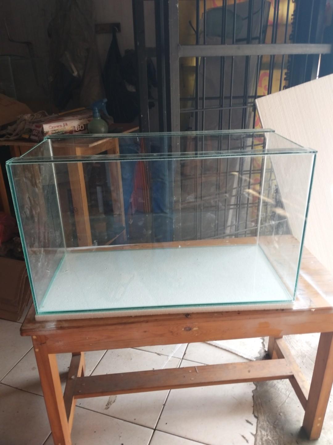 Aquarium 60x30x35cm Kaca 5mm Pet Supplies Accessories On Carousell