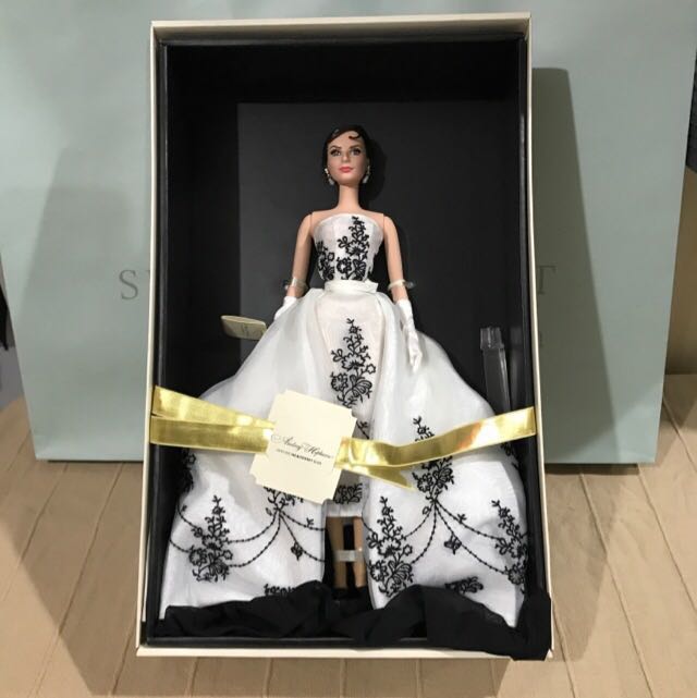 audrey hepburn sabrina doll