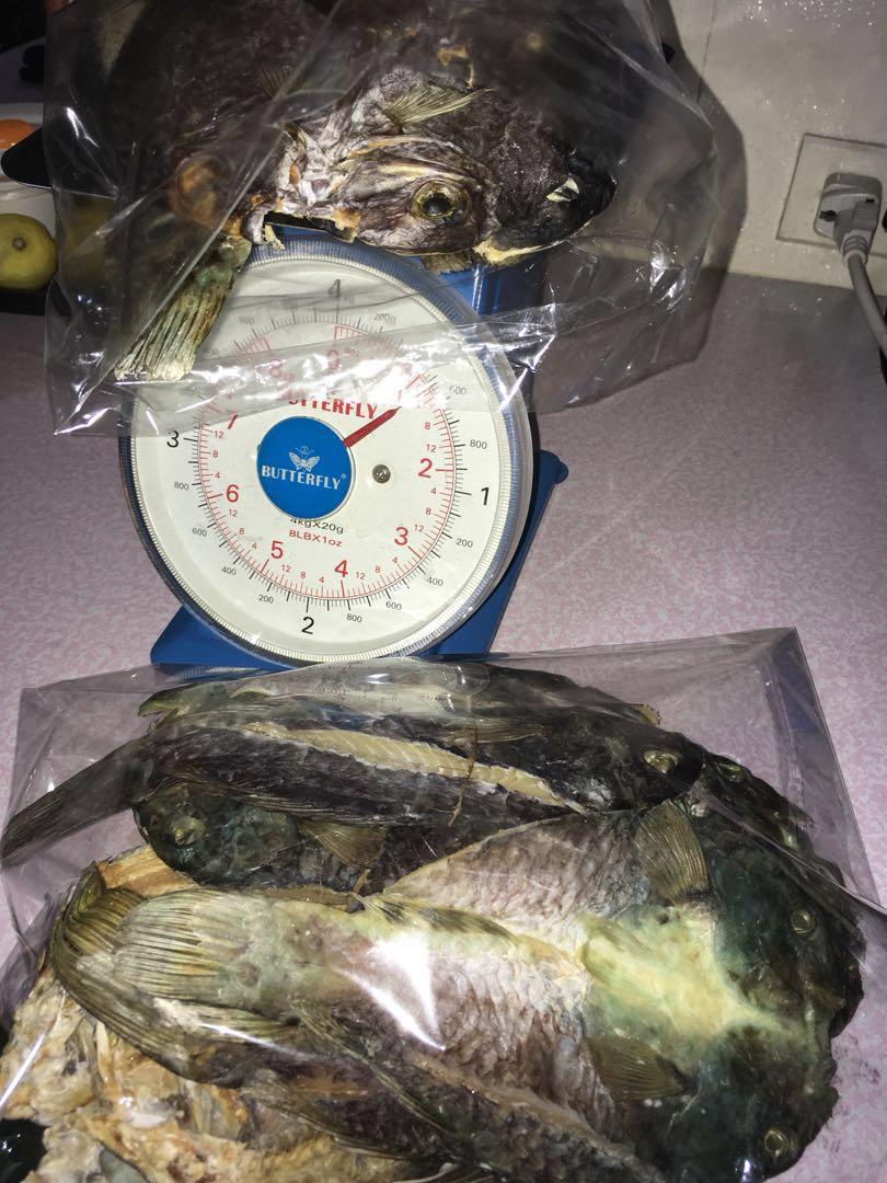 Dried Fish Danggit Fish (Category: Chilled & Frozen Food) located in Manila. Submitted by MCstore (Listing ID 155823428, Image 2). Description: • Dried Fish from Palawan. •Fresh po ito, bagong hango mula sa pagka-bilad. • Sa Shipping Fee naka-depende po ito sa courier. Note: Ang presyo po ay nagbabago. Send PM para po sa update. #DriedFish.