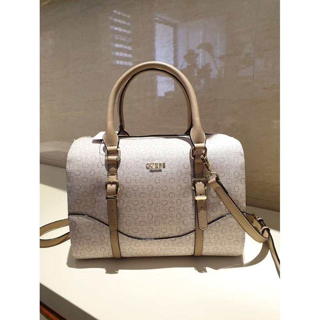 Guess doctors bag on sale