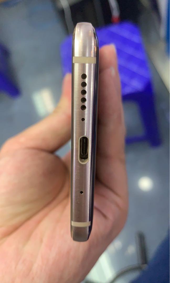 Huawei mate 10 pro (Category: Huawei) located in Klang. Submitted by ahboy8888 (Listing ID 220401415, Image 3). Description: Whatapps:0182223319 Condition 95/100% Our shop Bukit Tinggi Giant .