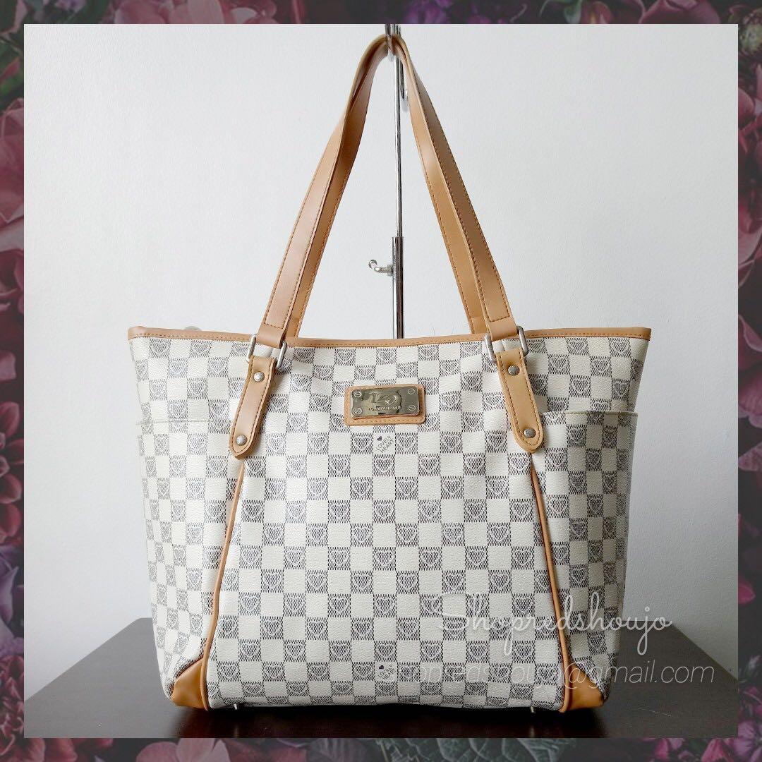Lovely heart online bag price