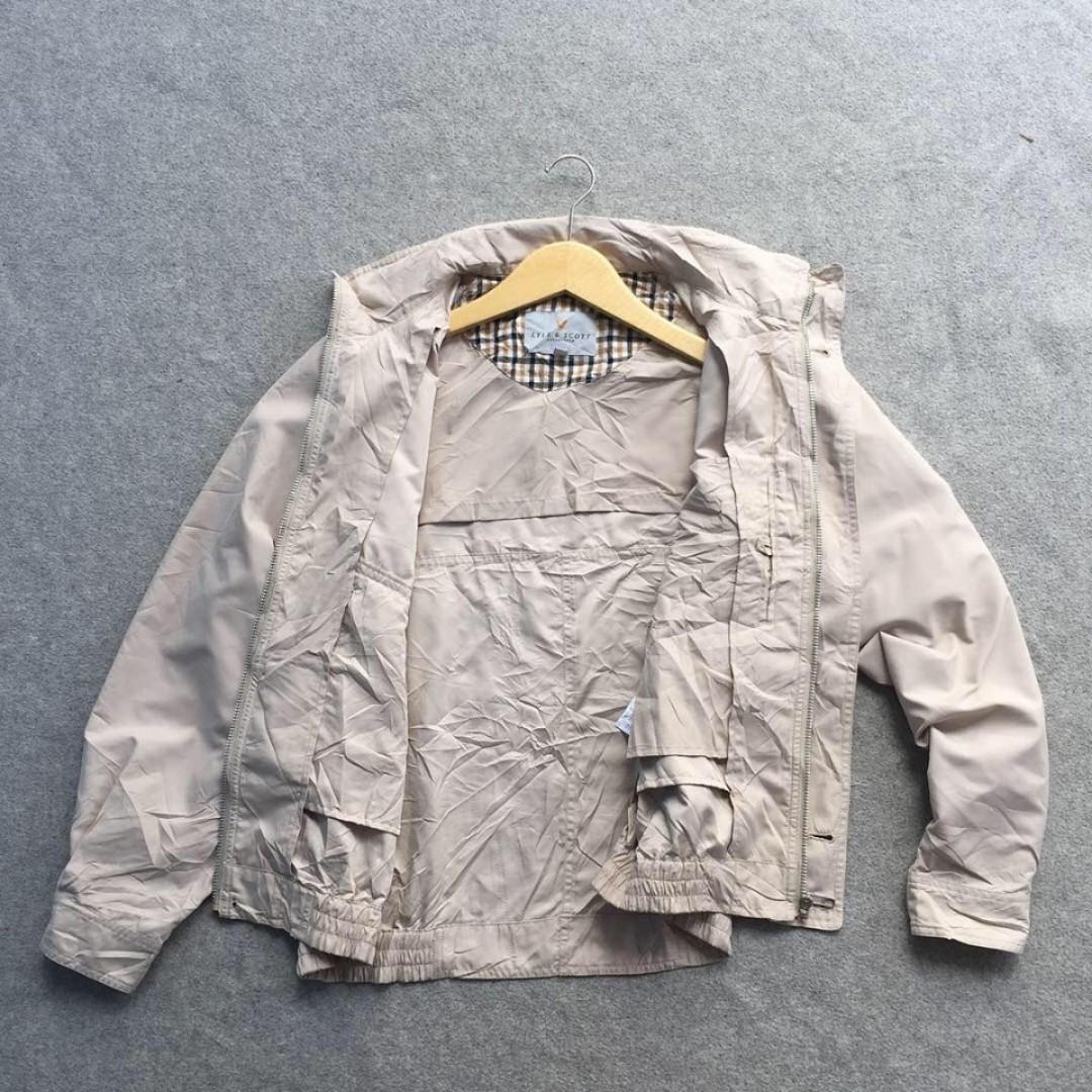 Lyle and scott cream jacket hot sale