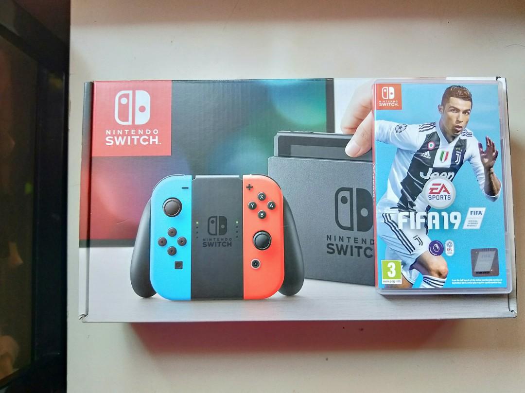 Nintendo switch fifa hotsell 19 bundle