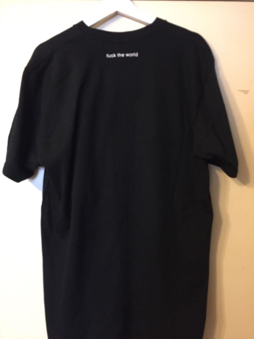 Supreme FUCK THE WORLD TEE L size, 女裝, 上衣, T-shirt - Carousell