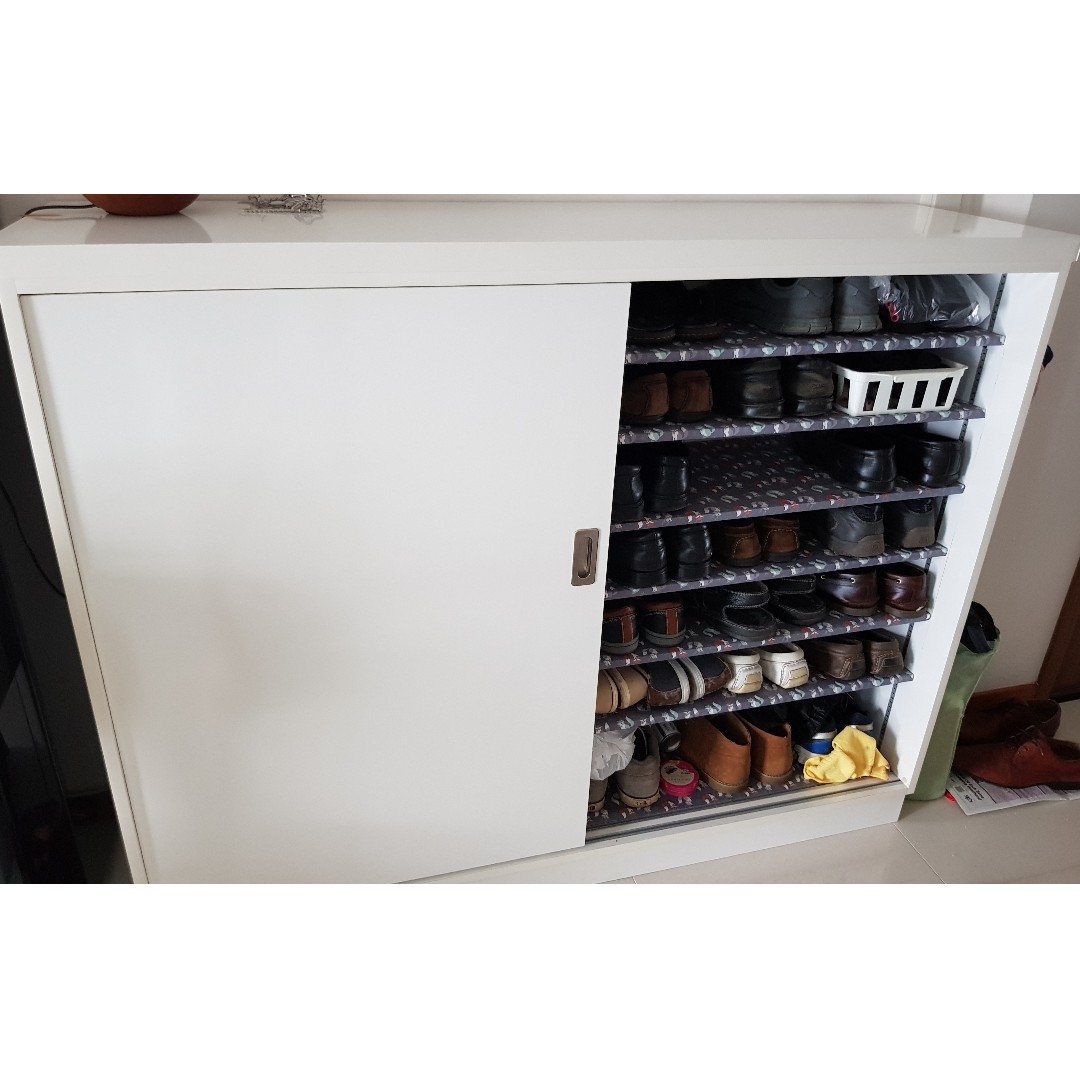 White Multi Layer Shoe Rack With Sliding Doors In Good Condition