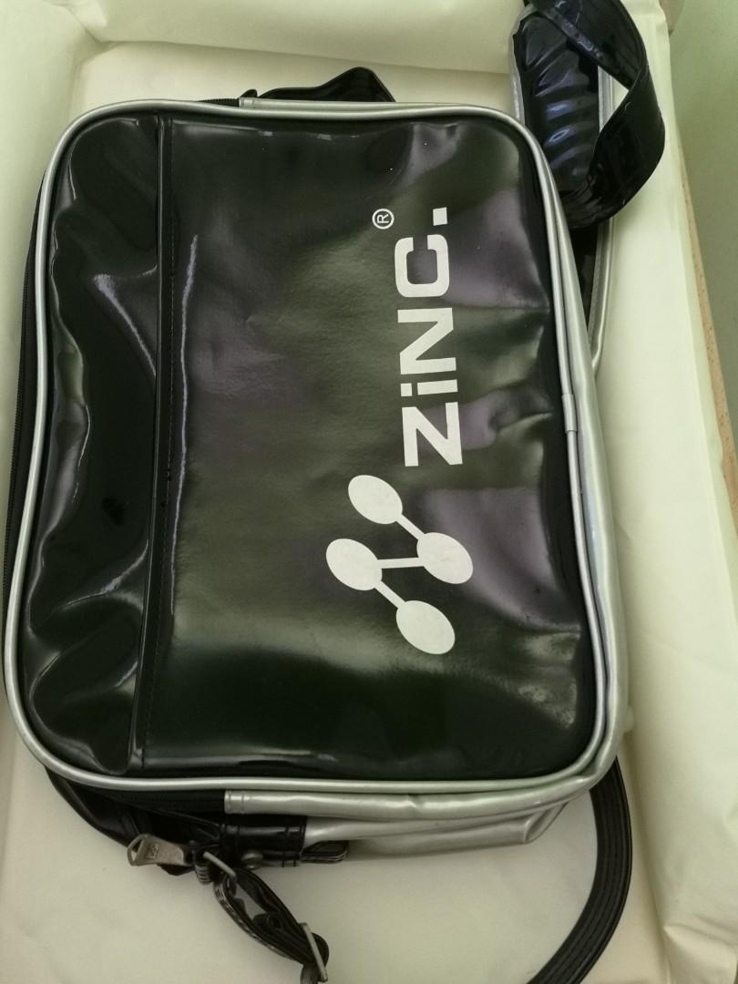 Zinc sling bag