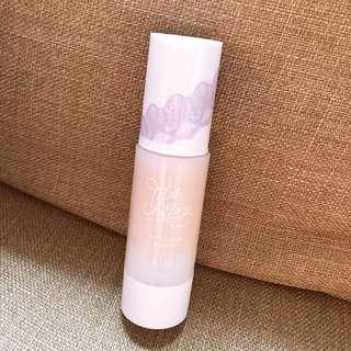 Kiss 裸紗透白 隔離霜 01亮白色