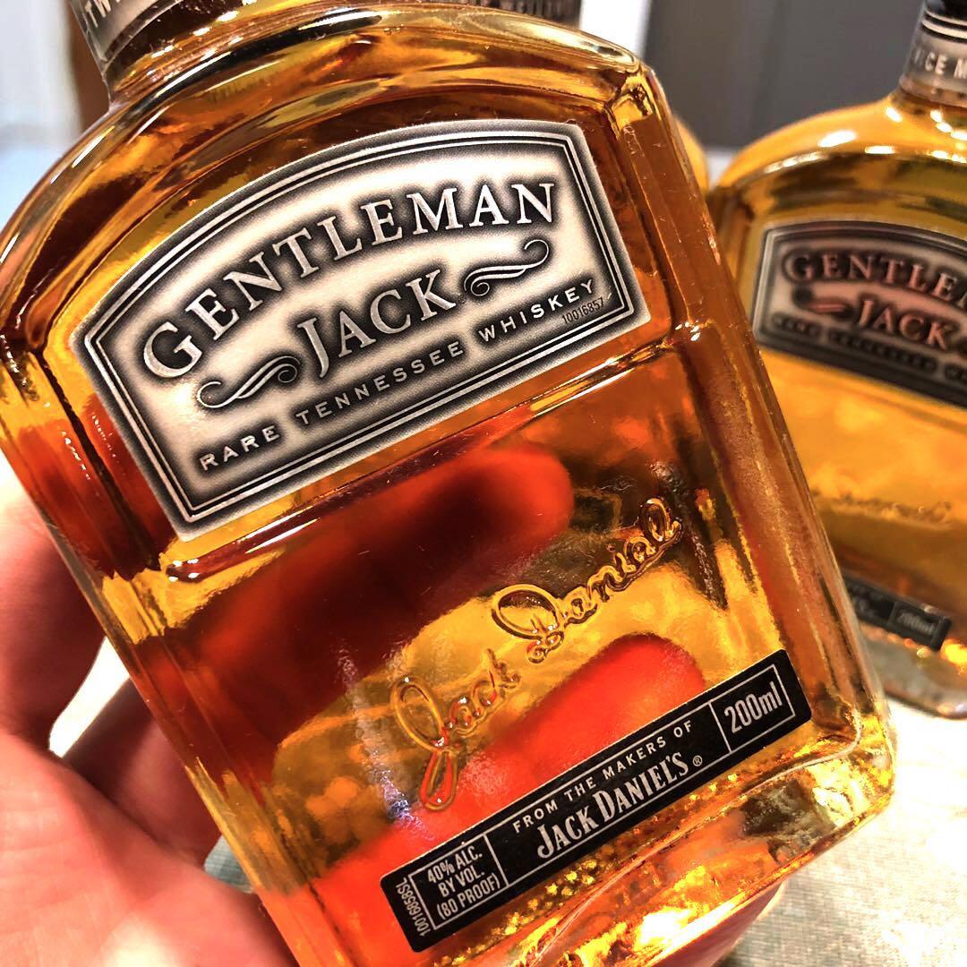 200ml) Gentleman Jack Miniature Sampler Bourbon Whiskey, Food ...