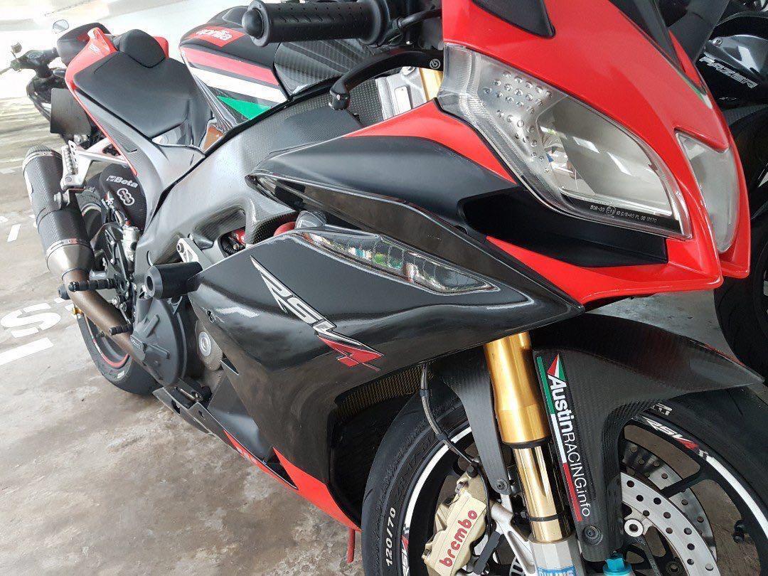Aprilia rsv4 outlet factory 2011