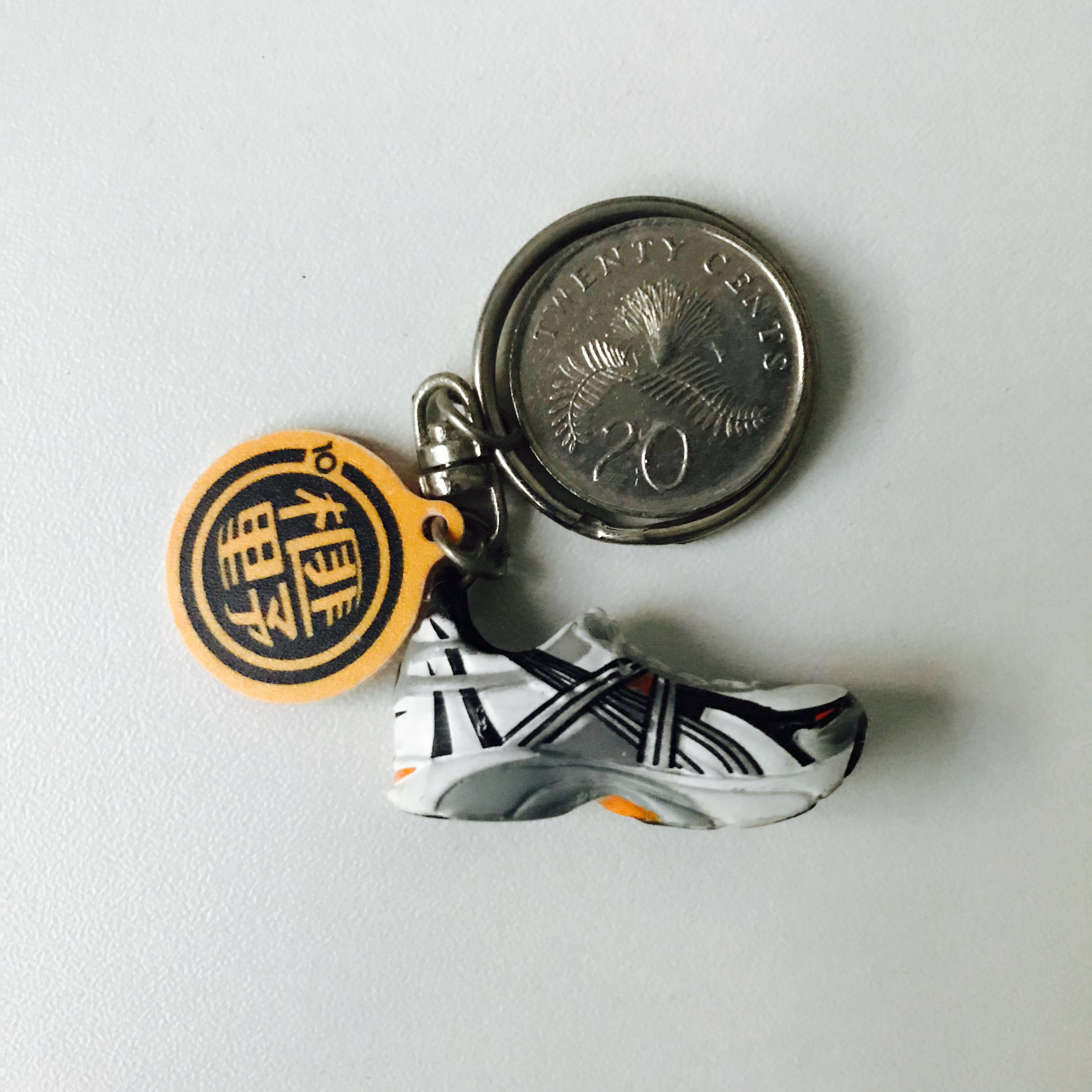 Running shoe keychain outlet