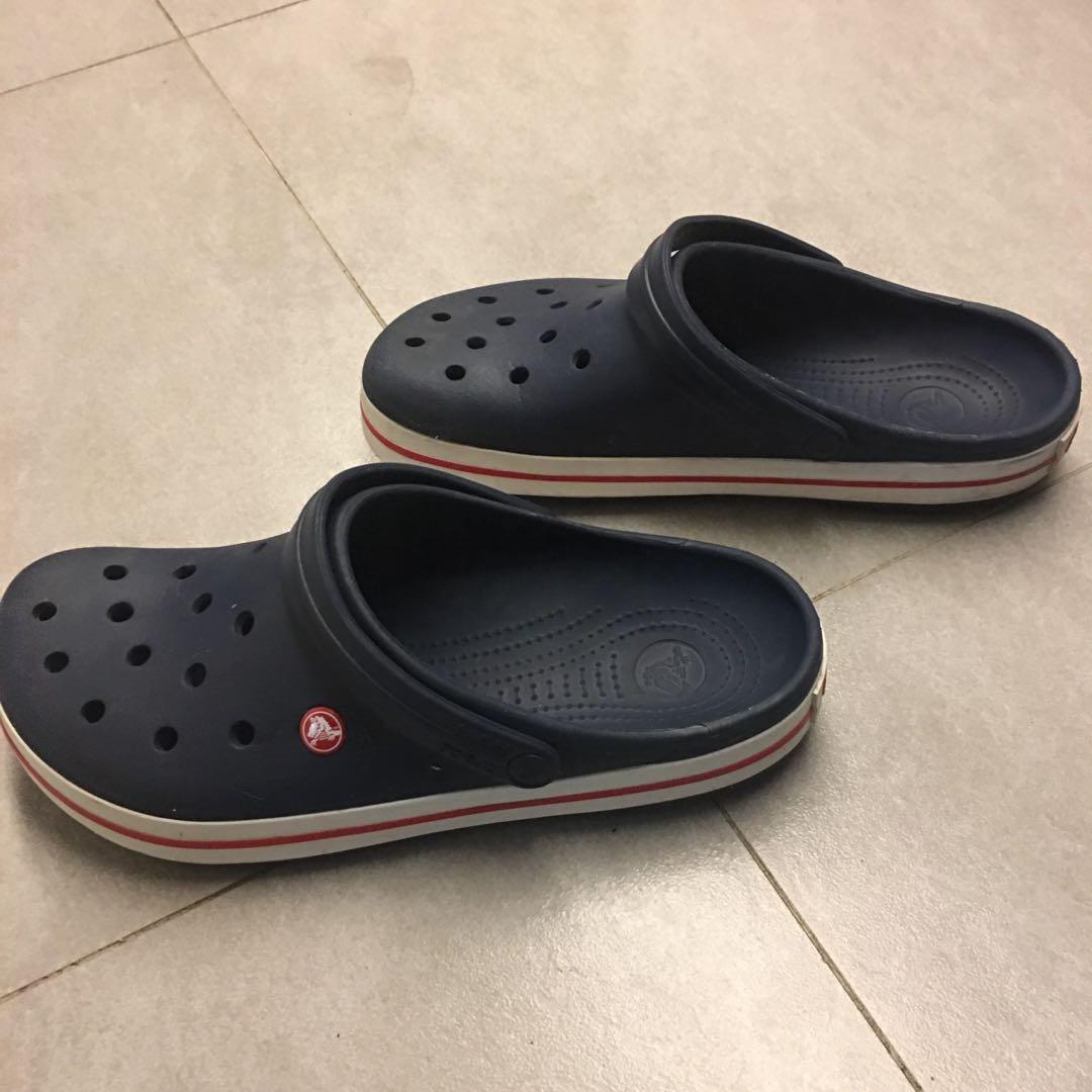 crocs women's cap toe flat
