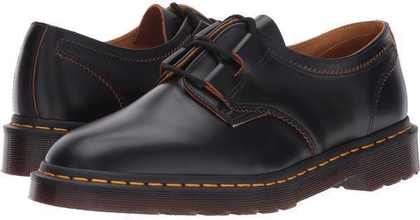 Dr martens henton ghillie outlet shoes in black smooth