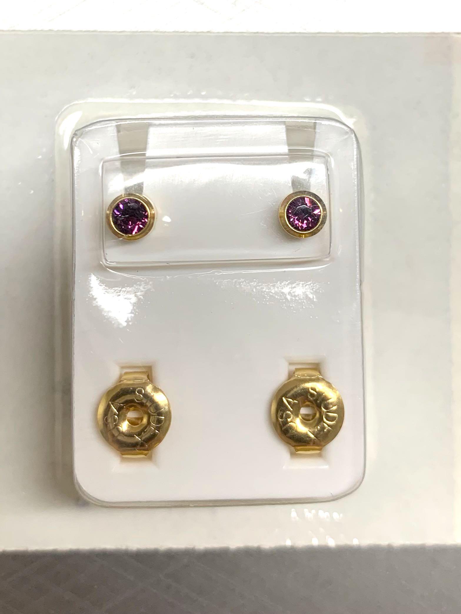 Earrings sterilised ear piercing studs